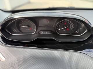PEUGEOT 2008 usata 19