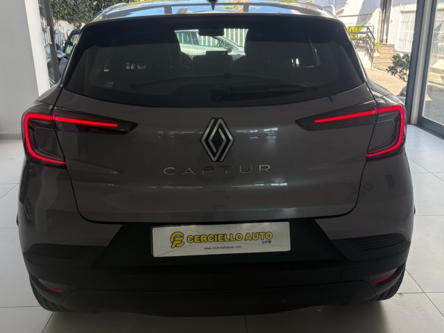 RENAULT Captur usata, con Volante multifunzione