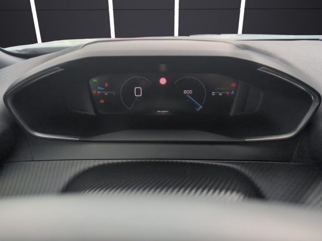 PEUGEOT 2008 usata, con Volante multifunzione