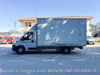 PEUGEOT Boxer usata, con Autoradio digitale