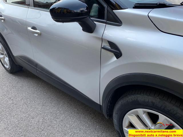 RENAULT Captur usata, con Telecamera per parcheggio assistito
