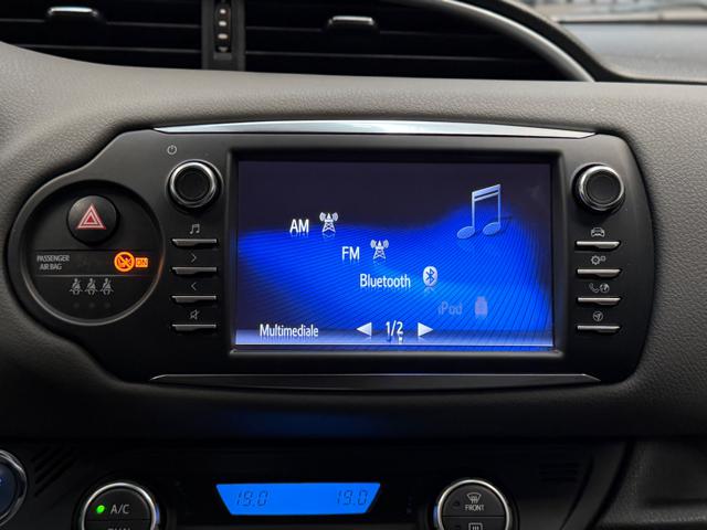 TOYOTA Yaris usata, con Sedile posteriore sdoppiato