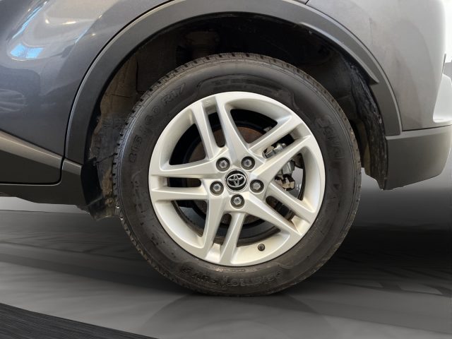 TOYOTA C-HR usata, con Bluetooth