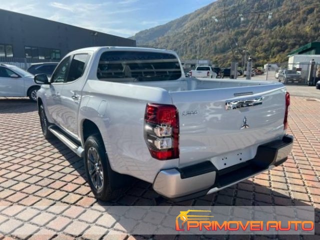 MITSUBISHI L200 usata, con Autoradio