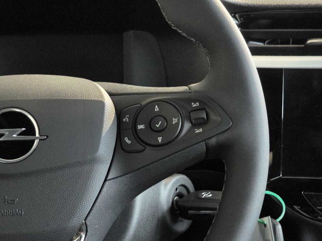 OPEL Corsa usata, con Bluetooth