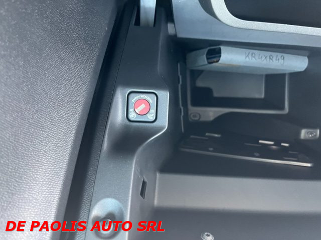 OPEL Corsa usata, con Volante in pelle