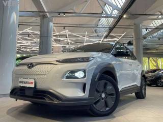 HYUNDAI Kona usata, con Airbag