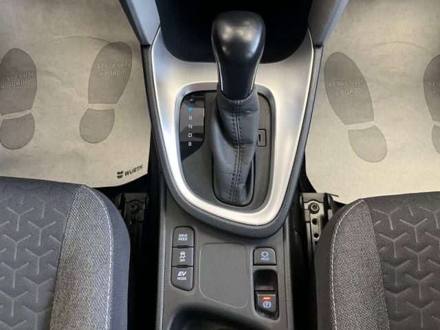 TOYOTA Yaris Cross usata, con Fendinebbia