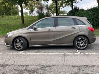 MERCEDES-BENZ B 200 usata, con Alzacristalli elettrici