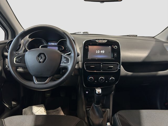 RENAULT Clio usata 11