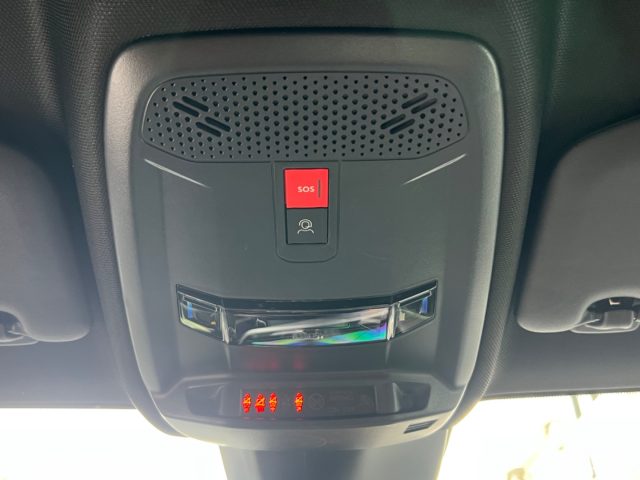 PEUGEOT 208 usata, con Isofix