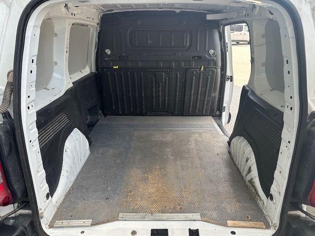 OPEL Combo usata, con Volante multifunzione