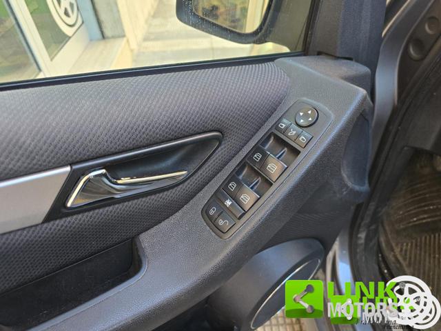 MERCEDES-BENZ B 180 usata 37