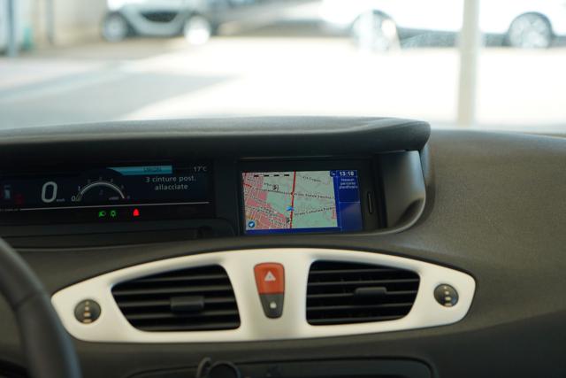 RENAULT Scenic usata, con Servosterzo