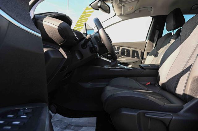 PEUGEOT 3008 usata, con Park Distance Control