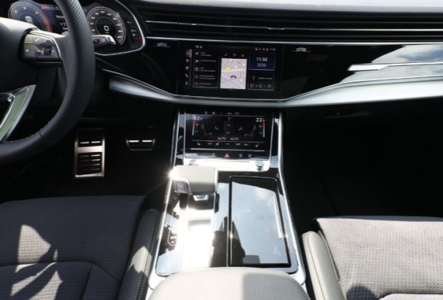 AUDI Q8 usata, con Chiusura centralizzata
