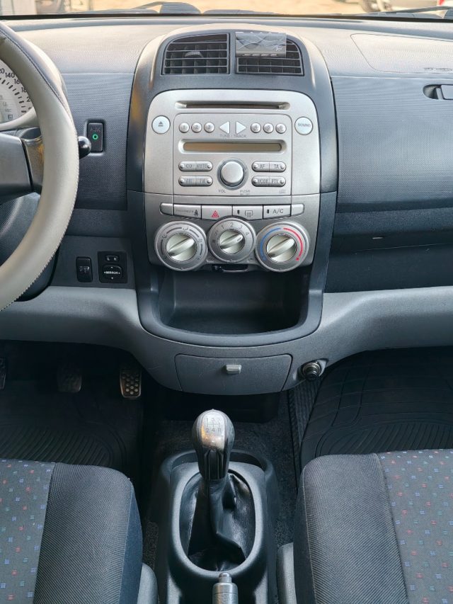 DAIHATSU Sirion usata, con Controllo trazione