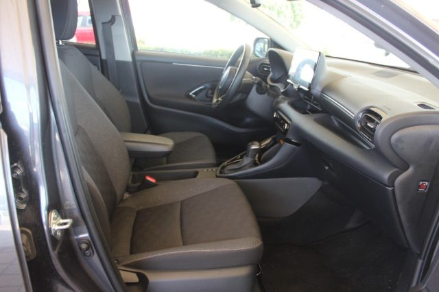 TOYOTA Yaris usata, con ESP