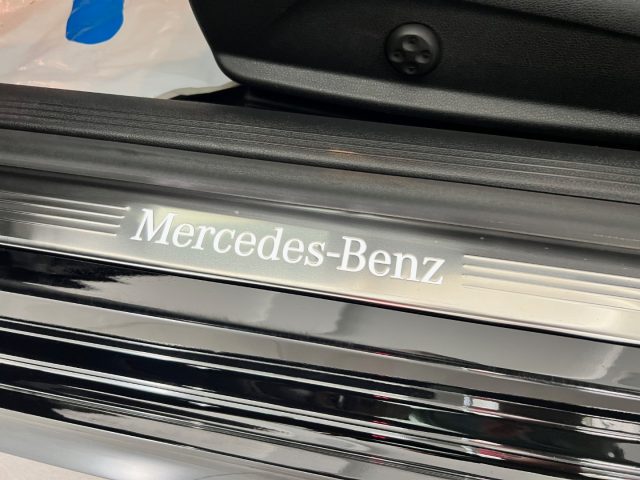 MERCEDES-BENZ E 220 usata, con Cronologia tagliandi
