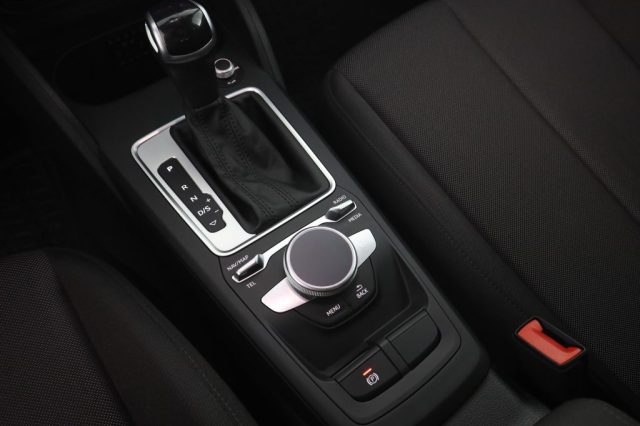 AUDI Q2 usata 12