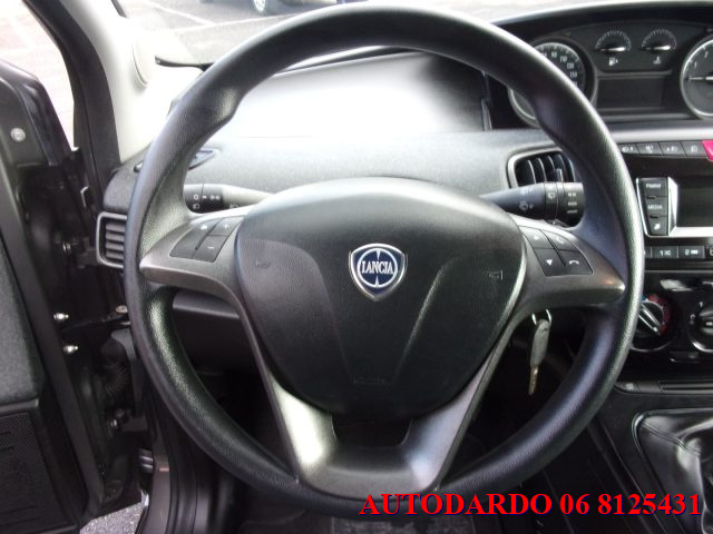 LANCIA Ypsilon usata 17