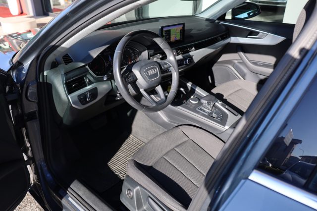 AUDI A4 usata, con Volante in pelle