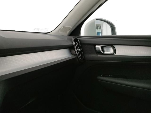 VOLVO XC40 usata, con Trazione integrale