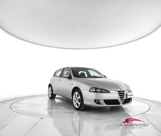 ALFA ROMEO 147 usata 1