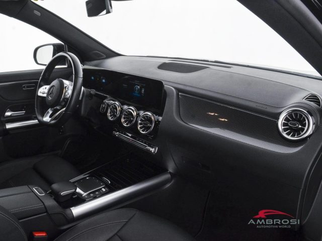 MERCEDES-BENZ GLA 200 usata 11