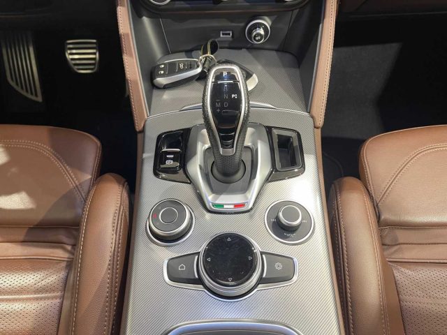 ALFA ROMEO Stelvio usata, con Airbag testa