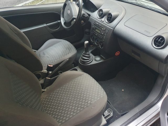 FORD Fiesta usata, con Servosterzo