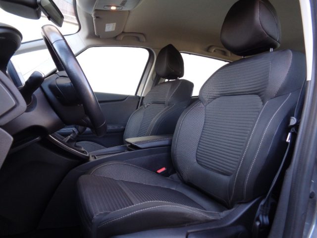 RENAULT Grand Scenic usata, con Chiusura centralizzata