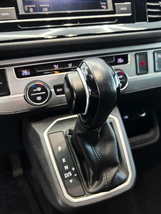 VOLKSWAGEN Multivan usata 25