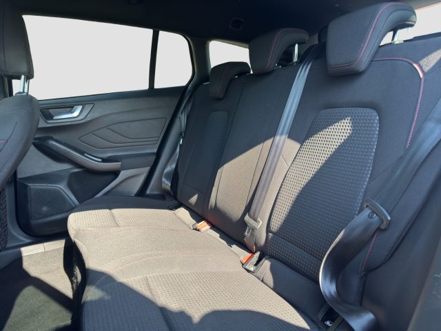 FORD Focus usata 9