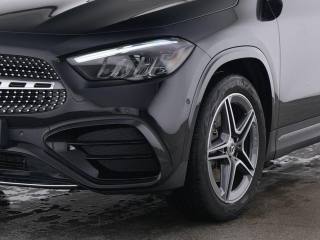 MERCEDES-BENZ GLA 180 usata, con Airbag