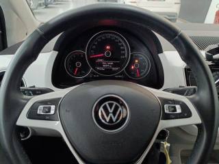 VOLKSWAGEN up! usata, con Controllo elettronico della corsia