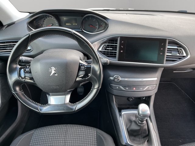 PEUGEOT 308 usata, con Fendinebbia