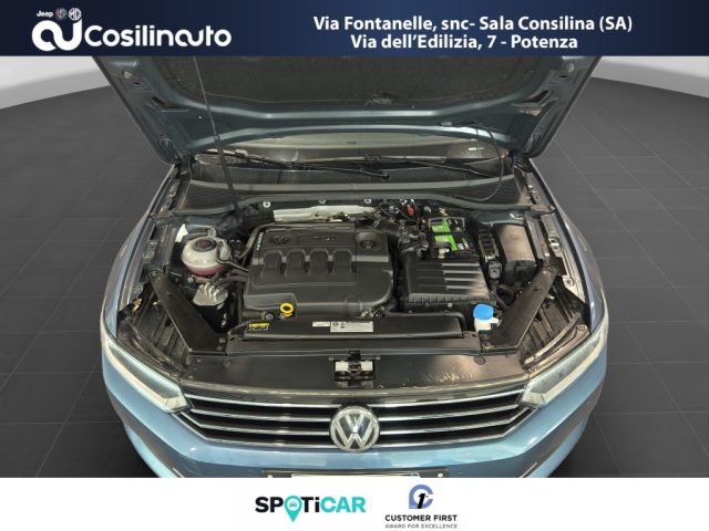 VOLKSWAGEN Passat Variant usata, con Volante in pelle