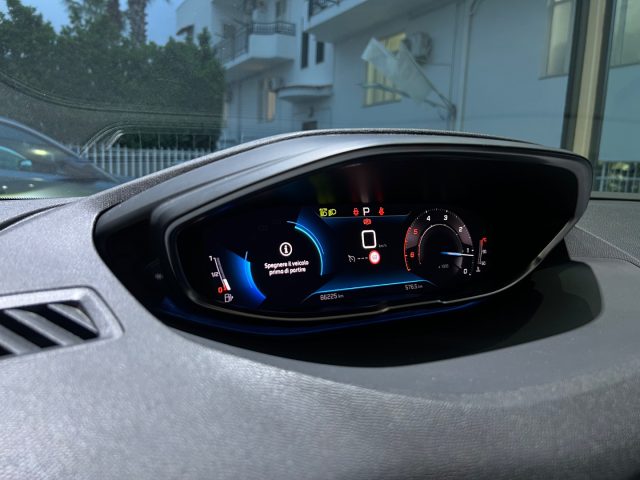 PEUGEOT 3008 usata, con Bluetooth