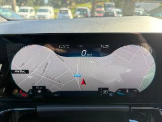 MERCEDES-BENZ GLA 220 usata, con Controllo automatico clima