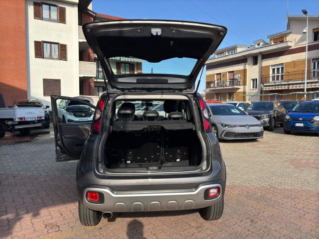 FIAT Panda Cross usata, con Volante in pelle