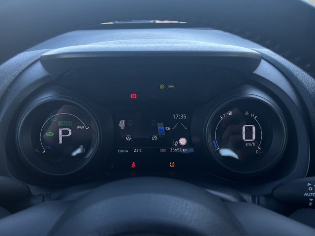 TOYOTA Yaris Cross usata, con Servosterzo