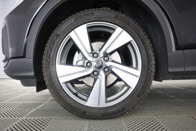 AUDI Q2 usata 8