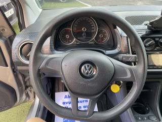VOLKSWAGEN up! usata, con Climatizzatore
