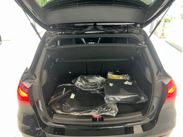 MERCEDES-BENZ A 250 usata, con Fari Xenon