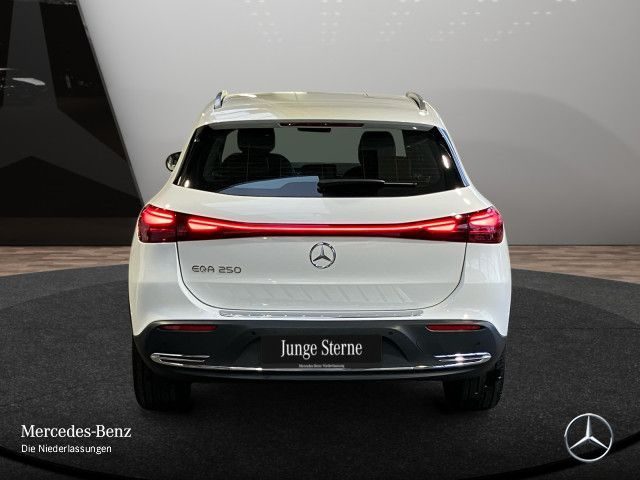 MERCEDES-BENZ EQA usata, con Cerchi in lega