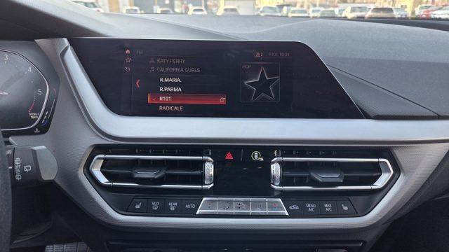 BMW 118 usata, con Bluetooth