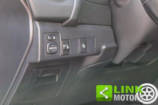 TOYOTA Auris usata, con Sedile posteriore sdoppiato
