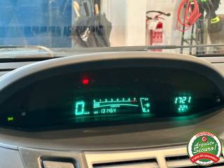 TOYOTA Yaris usata, con Lettore CD