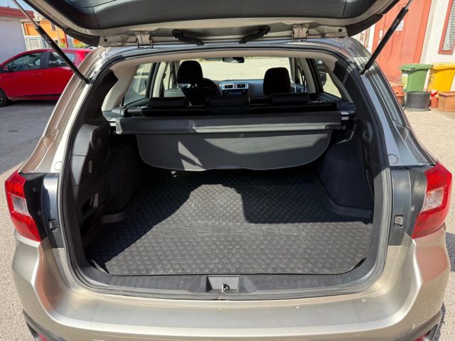 SUBARU OUTBACK usata, con Fari Xenon